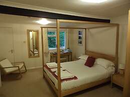 Mariners Hotel