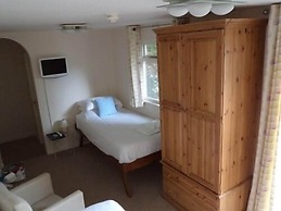 Mariners Hotel