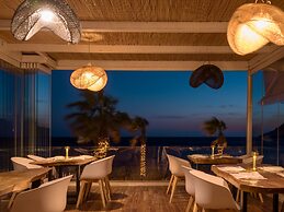 Arte & Mare Elia Luxury Suites & Idolio Vllas