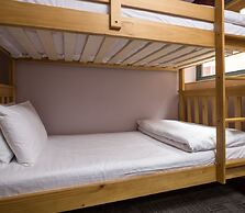 Roomzzz Leeds City