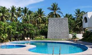 Paradise Isle Beach Resort