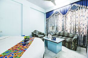 FabHotel Mayfair Inn