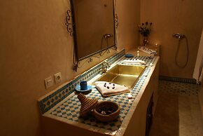 Riad Nabila