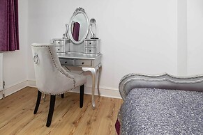 G Boutique Hotel