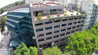 WeEnjoy Hotels Aeropuerto CDMX
