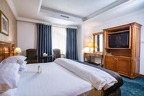 Bristol Hotel