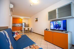 Splendid Golden Rocks Resort