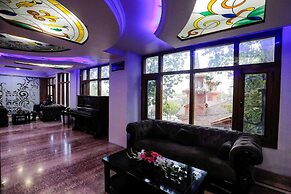 The Residency Hotel