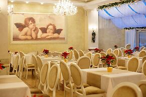Nadiya Hotel