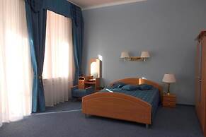 Astoria Hotel