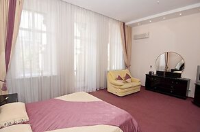 Astoria Hotel