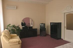 Astoria Hotel