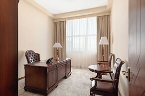 Ramada Plaza by Wyndham Gence