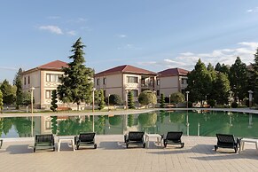 Ramada Plaza by Wyndham Gence
