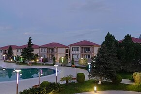 Ramada Plaza by Wyndham Gence