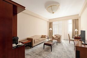 Ramada Plaza by Wyndham Gence