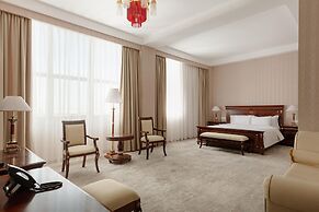 Ramada Plaza by Wyndham Gence