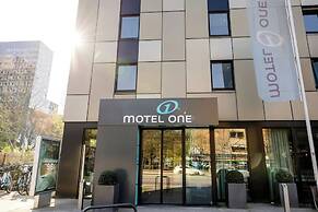 Motel One Hamburg-Alster