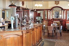 The Marine Hotel