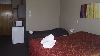 Apple Motor Inn