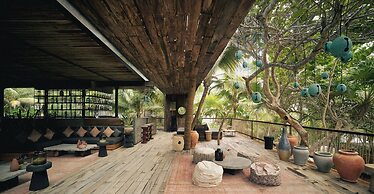 BE Destination Tulum