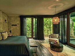 BE Destination Tulum