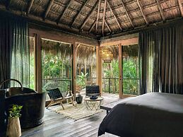 BE Destination Tulum