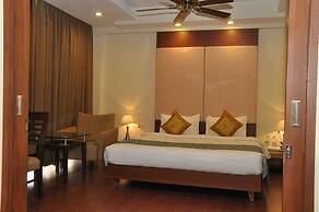 Cambay Resort Jamdoli