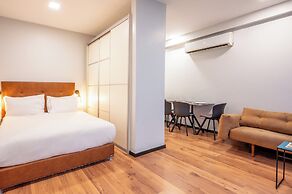Sea Land Suites - by Echo Hotels