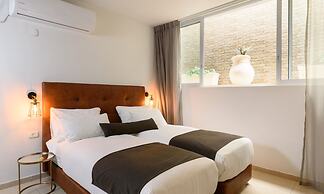 Sea Land Suites - by Echo Hotels