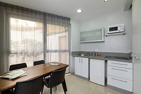 Sea Land Suites - by Echo Hotels