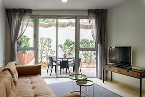 Sea Land Suites - by Echo Hotels