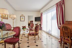 Majestic Hotel - SPA Champs Elysées