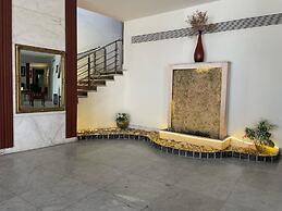 Aracan Pyramids Hotel
