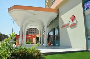 Aracan Pyramids Hotel
