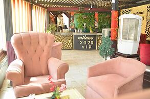 Aracan Pyramids Hotel