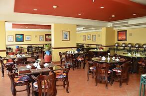 Aracan Pyramids Hotel