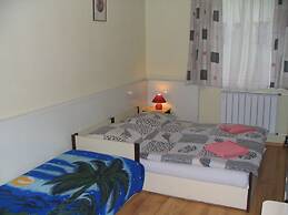 Apartment 4 You