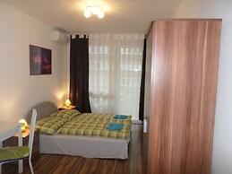 Apartment 4 You