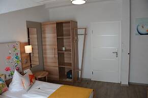 Alpina Hotel
