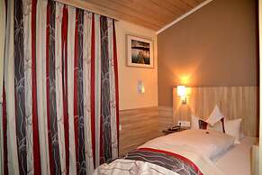 Alpina Hotel
