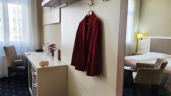 Hotel Atlas Halle