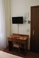 Hotel Pomezia