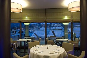 MarinaPlace Resort & Spa