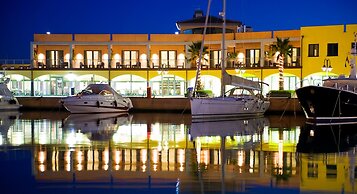 MarinaPlace Resort & Spa