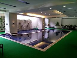 Millenia Suites
