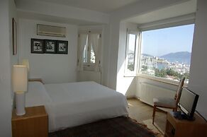 Antique Theatre Hotel