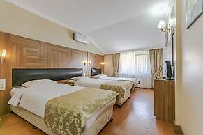 Elasophia Hotel