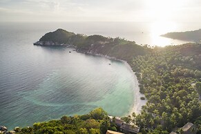 Haadtien Beach Resort