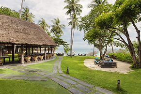 Haadtien Beach Resort